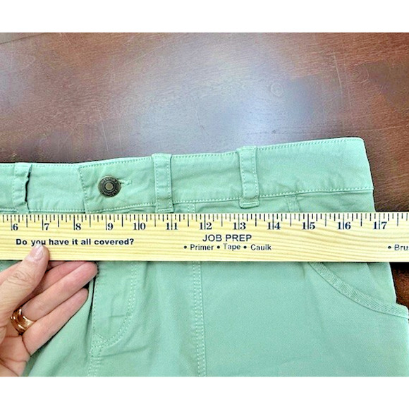 Aventura Bristol Shorts Womens SZ 8 GREEN Organic Cotton Hike Travel Chino NEW - Picture 5 of 5
